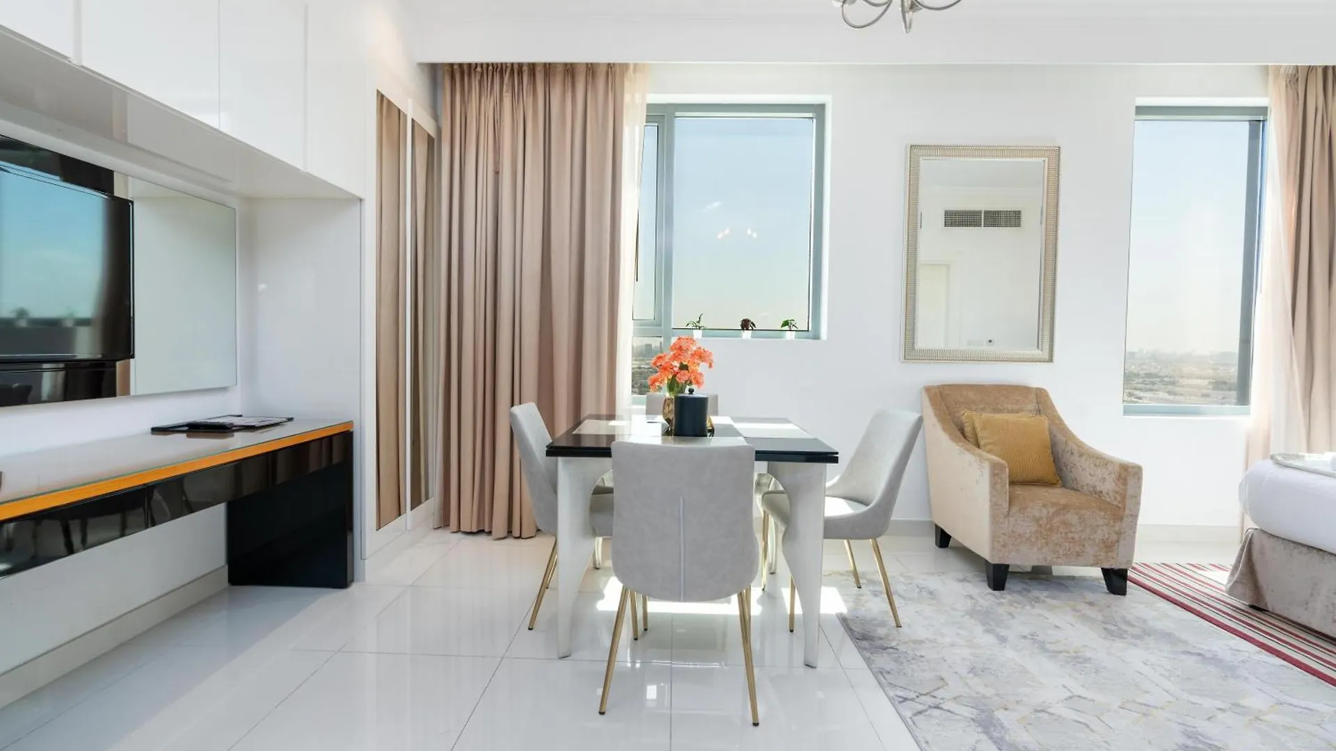 Vacay Lettings - Damac Capital Bay Tower Apartment Dubai United Arab Emirates