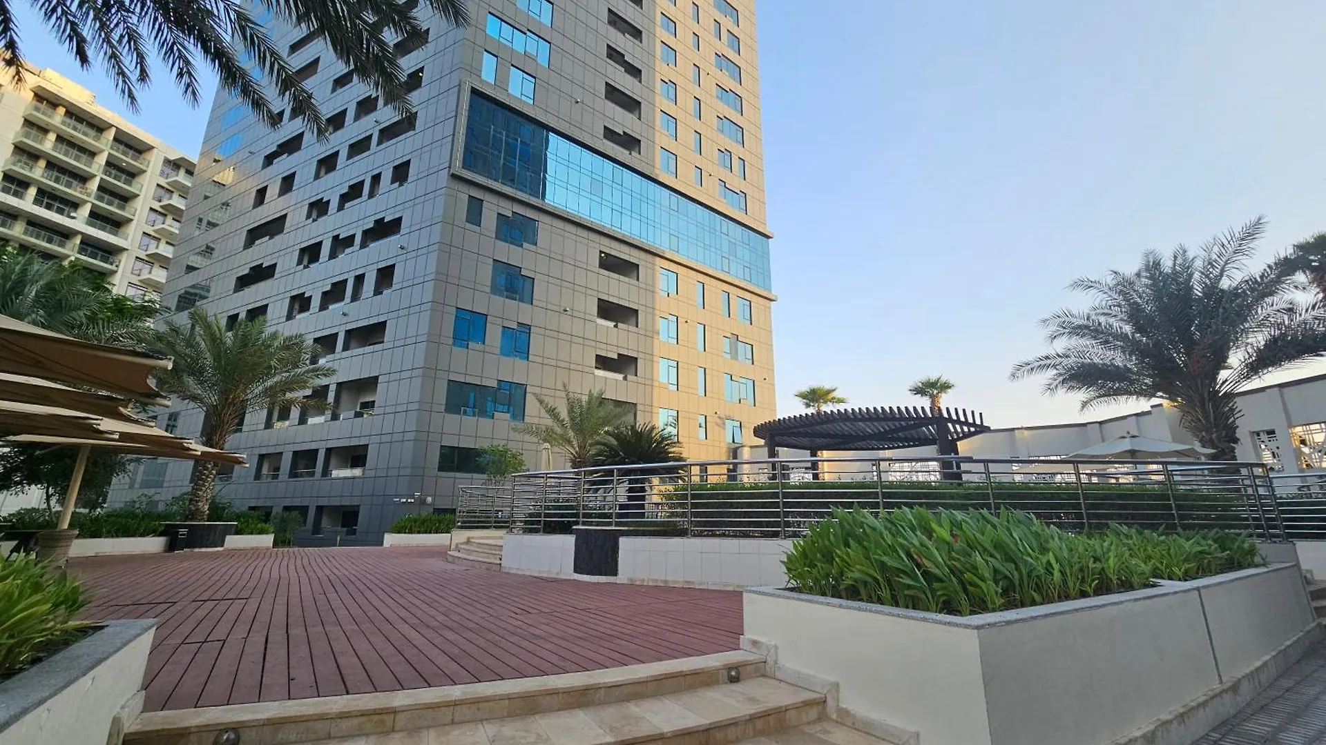 Vacay Lettings - Damac Capital Bay Tower Apartment Dubai United Arab Emirates